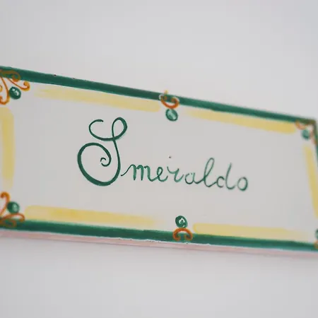 Dimora La Fenice Smeraldo ゲストハウス アマルフィ